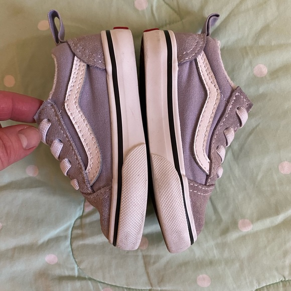 Vans Light Purple Old Skool Velcro Sneakers Toddler size 5 - Picture 3 of 16